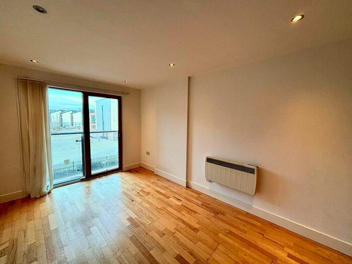 1 Bedroom Flat To Rent In Chadwick Street, Hunslet, Leeds, West Yorkshire, Uk, LS10