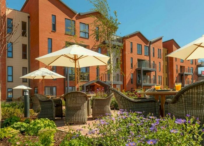 2 Bedroom Apartment For Sale In Llanthony Place, St Ann Road, Gloucester, GL2