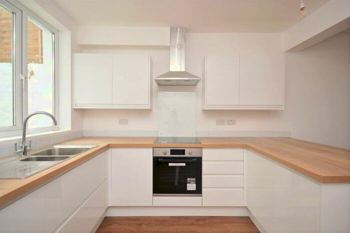4 Bedroom Terraced House To Rent In Ewhurst Road, Brighton, BN2