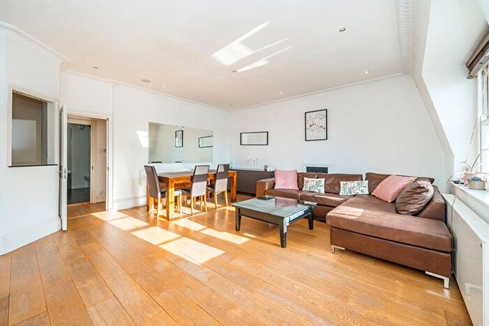 2 Bedroom Flat To Rent In Albert Hall Mansions, South Kensington, SW7