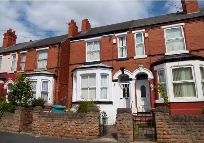 4 Bedroom Terraced House To Rent In Leslie Road, Nottingham, NG7