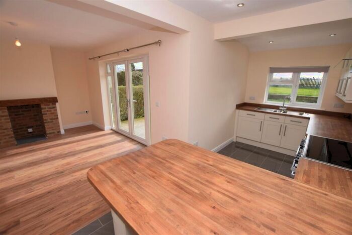 3 Bedroom Semi-Detached House To Rent In Beamhill Road, Anslow, Burton-On-Trent, Staffordshire, DE13