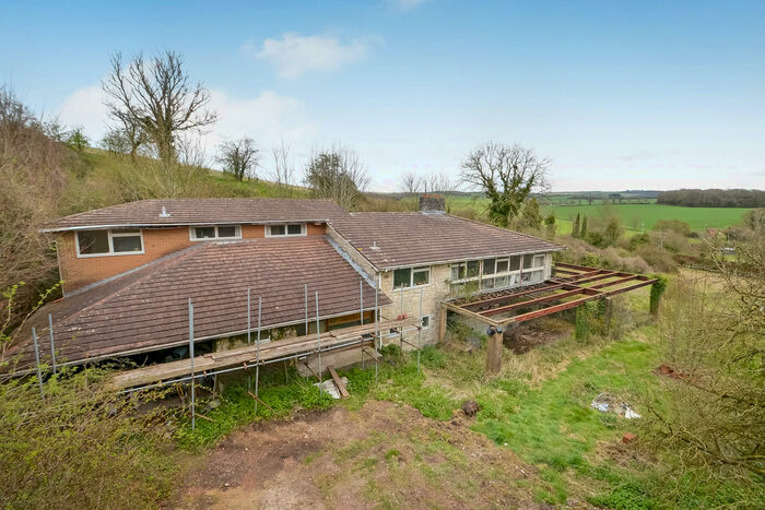 4 Bedroom Detached House For Sale In Hambledon, Hampshire, PO7