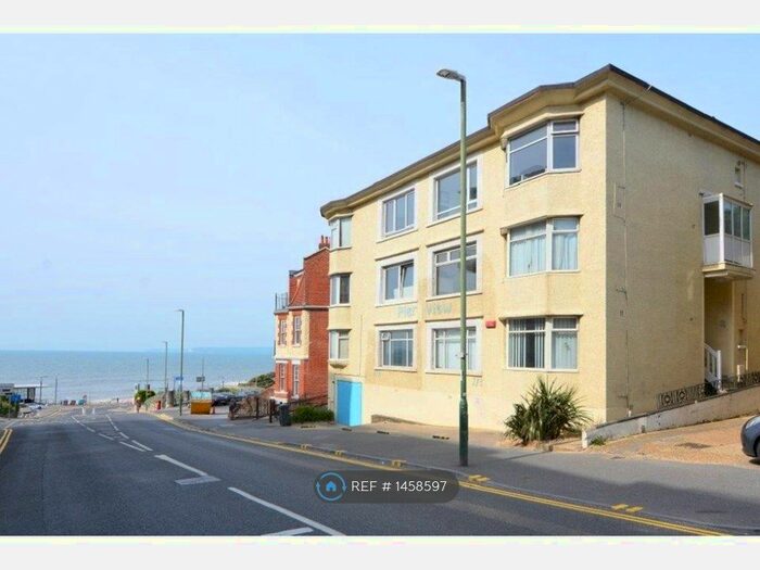 2 Bedroom Flat To Rent In Sea Road, Boscombe, Bournemouth, BH5