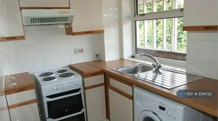 1 Bedroom Flat To Rent In The Friars, Harlow, CM19