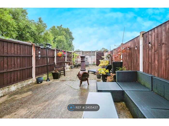 2 Bedroom Terraced House To Rent In Walthew Lane, Platt Bridge, Wigan, WN2