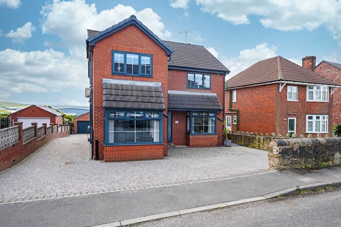 4 Bedroom Detached House For Sale In Bridle Road, Mastin Moor, S43