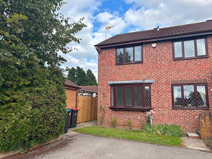 2 Bedroom Property To Rent In Alma Way, Pickering, YO18