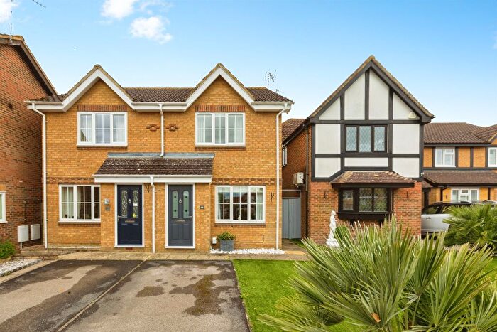 2 Bedroom Semi-Detached House For Sale In Shepherd Close, Aylesbury, HP20