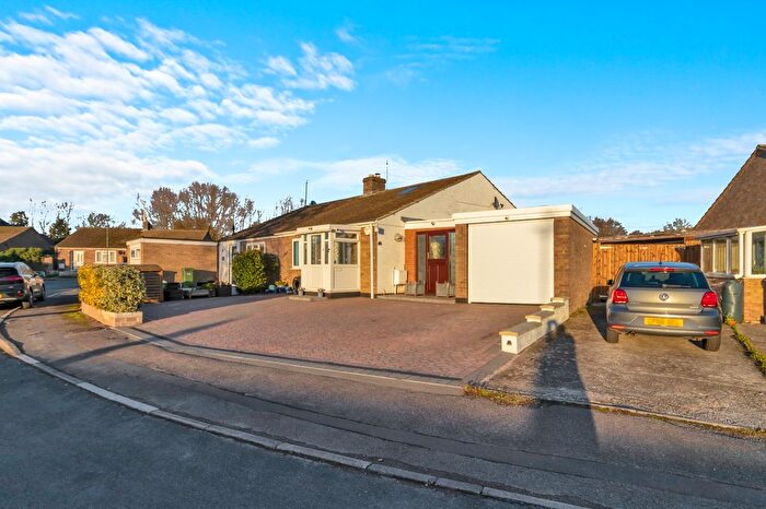 2 Bedroom Bungalow For Sale In Crescent Close, Stonehouse, Gloucestershire, GL10