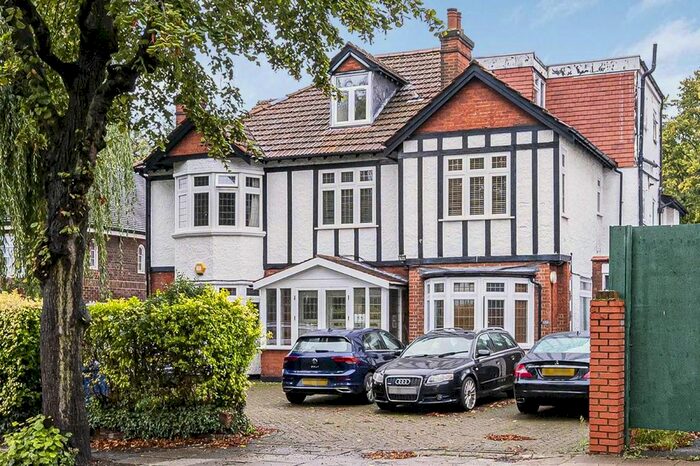 2 Bedroom Flat To Rent In Corfton Road, London, W5