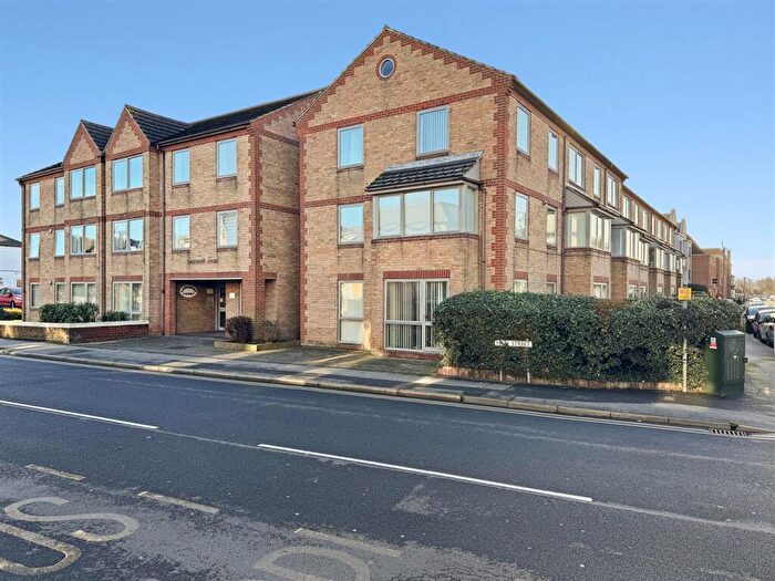 1 Bedroom Apartment For Sale In High Street, Herne Bay, CT6