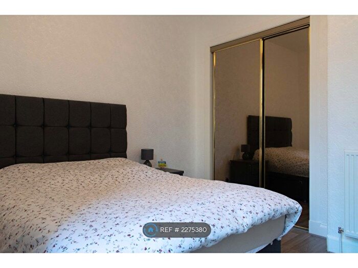 1 Bedroom Flat To Rent In Wardlaw Place, Edinburgh, EH11