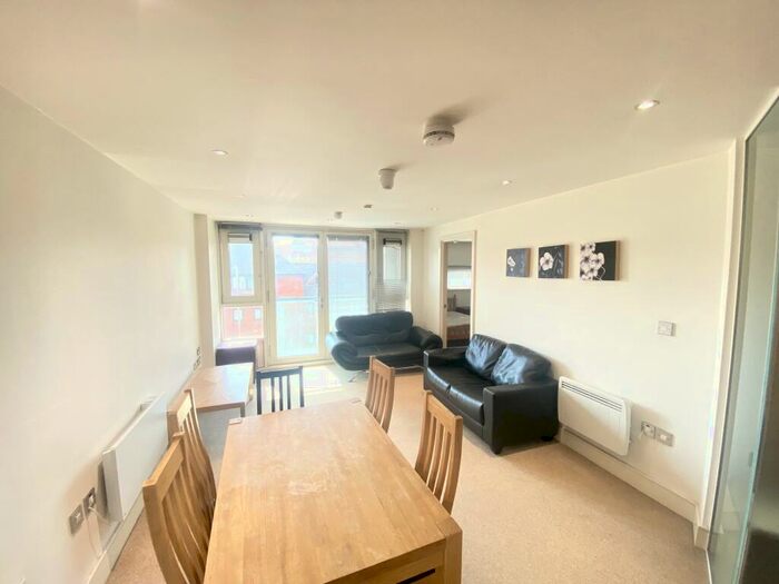 2 Bedroom Apartment To Rent In The Litmus Building, Nottingham, NG1