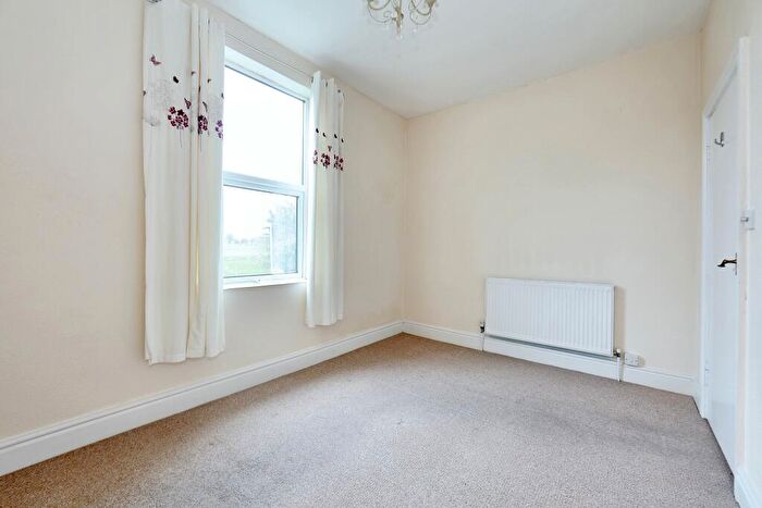 1 Bedroom Flat For Sale In First Floor Flat, Lawn House, Lawn Road, Stafford, Staffordshire, ST17