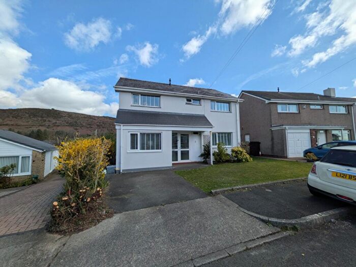 4 Bedroom Detached House For Sale In Maes-Y-Rhedyn, Talbot Green, Pontyclun, CF72