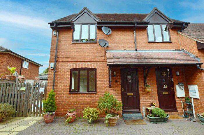 1 Bedroom Ground Maisonette To Rent In Courthouse Mews, Newport Pagnell, MK16