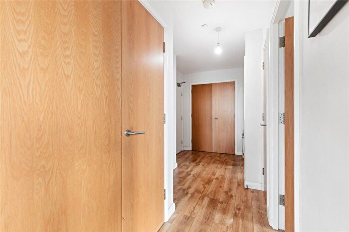 2 Bedroom Apartment To Rent In Rivers Apartments, Cannon Road, London, N17