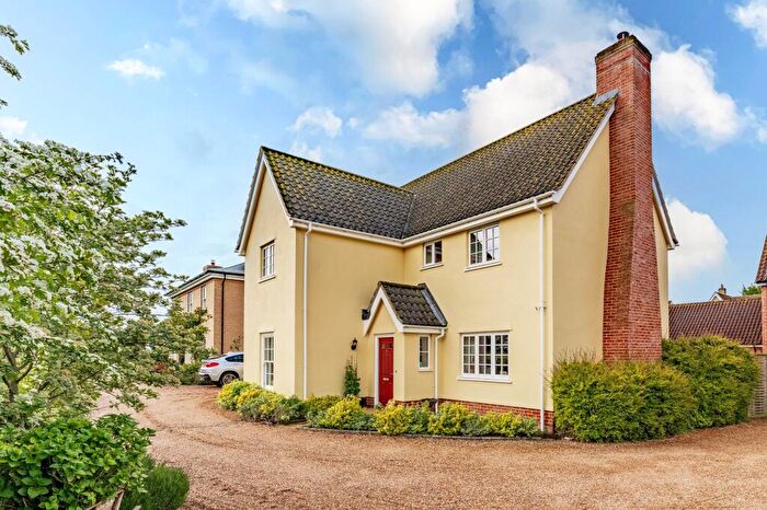 4 Bedroom Detached House For Sale In Lingwood Close, Barningham, IP31