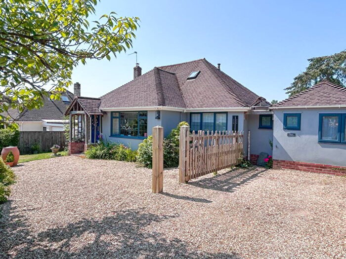 4 Bedroom Detached House For Sale In Armstrong Close, Brockenhurst, SO42