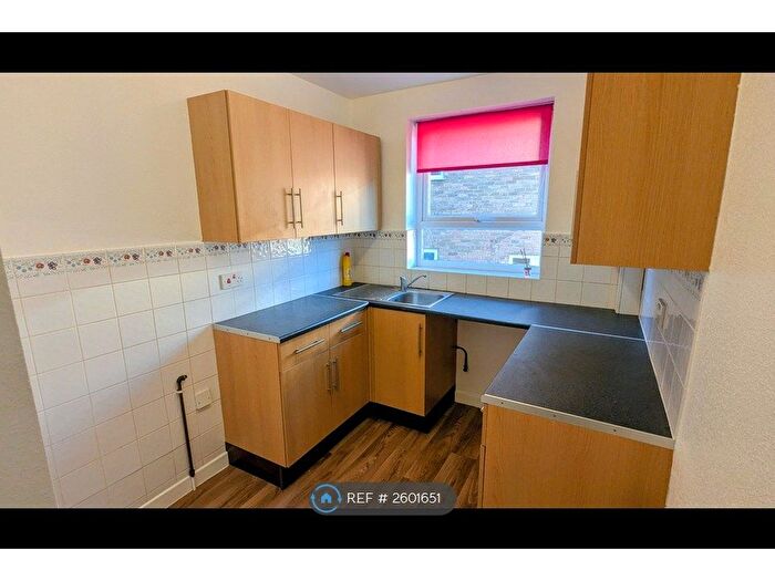 1 Bedroom Flat To Rent In Berkeley Court, Southport, PR9
