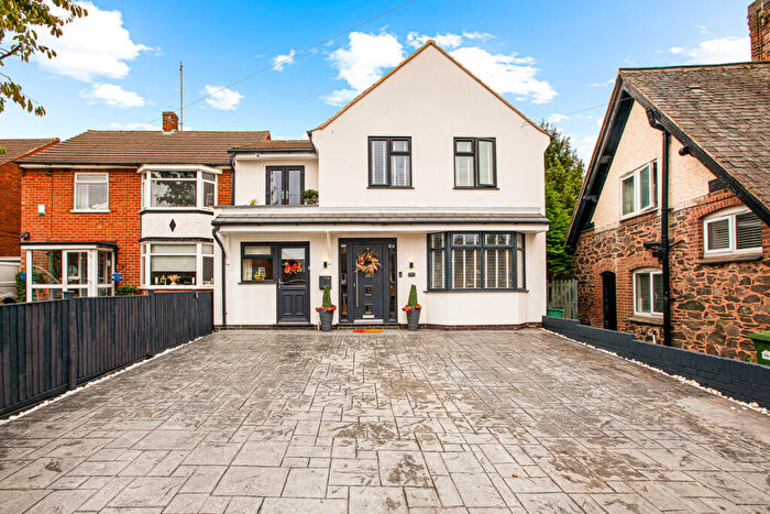 4 Bedroom Detached House For Sale In Gynsill Lane, Glenfield, LE7