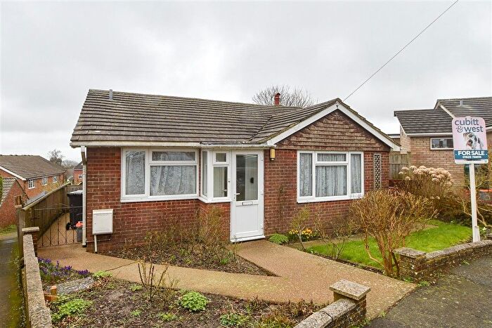 2 Bedroom Detached Bungalow For Sale In Broadhill Close, Broad Oak, Heathfield, East Sussex, TN21