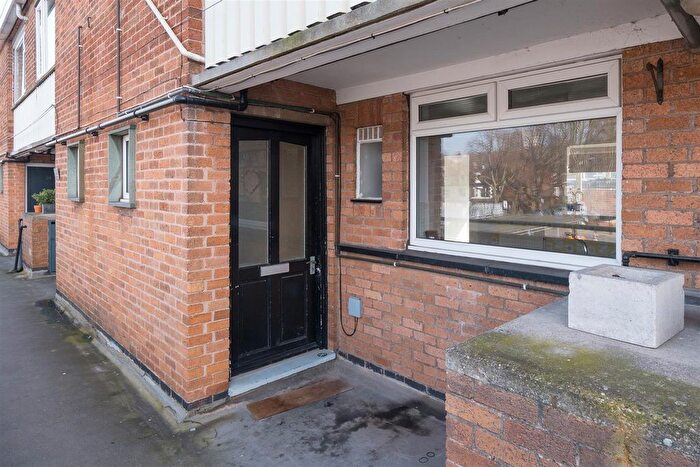 2 Bedroom Maisonette For Sale In Berkeley Precinct, Ecclesall Road, S11