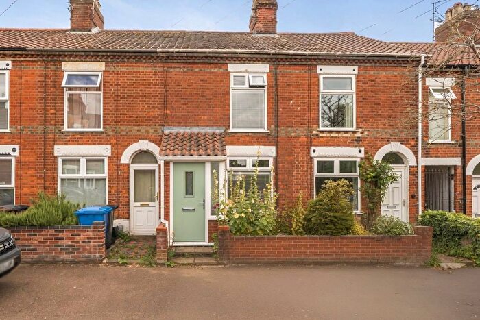 2 Bedroom Terraced House For Sale In Nelson Street, Norwich, NR2