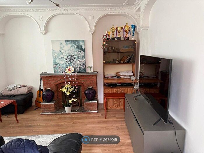 4 Bedroom Detached House To Rent In London Road, Colchester, CO6