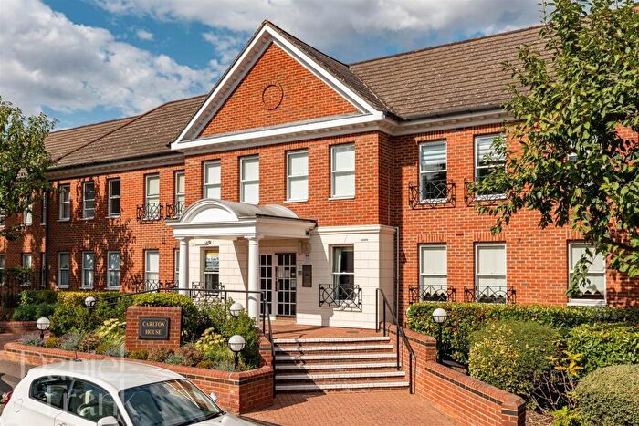 3 Bedroom Flat For Sale In Algers Road, Loughton, IG10