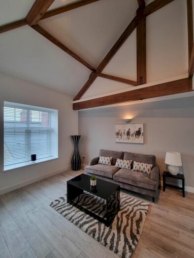 3 Bedroom Flat To Rent In Newport, NP20