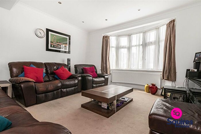 5 Bedroom Semi-detached House For Sale In Devonshire Road, Mill Hill, NW7