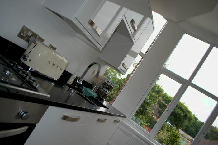 2 Bedroom Flat To Rent In Cambridge Road, Southport, PR9
