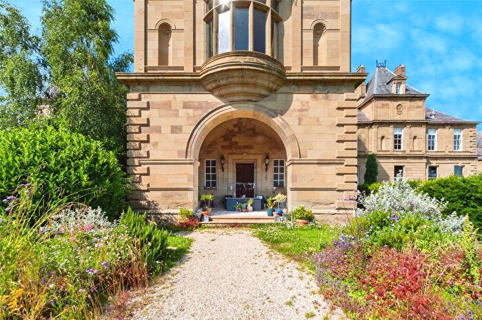 4 Bedroom Detached House For Sale In Wynnstay Hall Estate, Ruabon, Wrexham, LL14