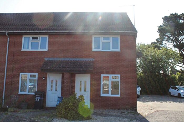 2 Bedroom End Of Terrace House To Rent In Crewkerne, Somerset, TA18