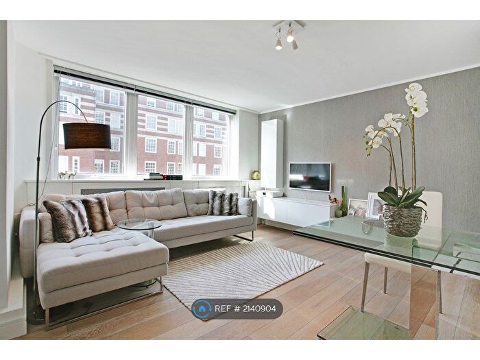 1 Bedroom Flat To Rent In St. Georges Square, London, SW1V