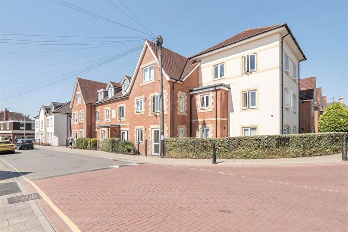 1 Bedroom Retirement Property For Sale In Royal Lodge, Gillingham, Dorset, SP8