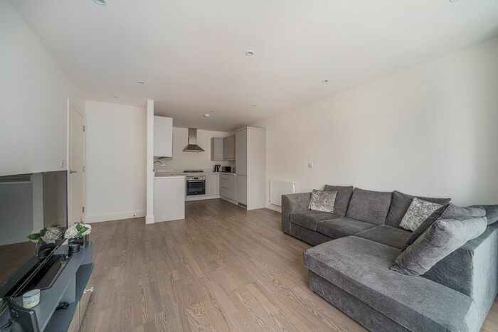 1 Bedroom Flat To Rent In Beckenham Lane, Bromley, BR2