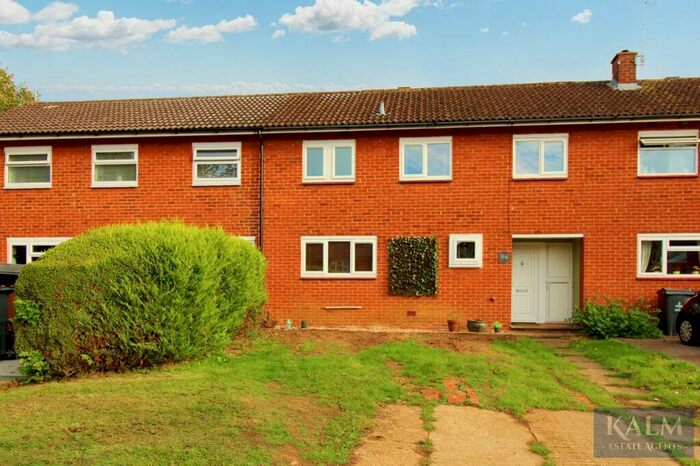 3 Bedroom Terraced House To Rent In Broad Oak Way, Stevenage, SG2