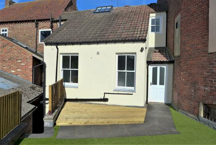 2 Bedroom Apartment To Rent In Fishergate, Ripon, HG4