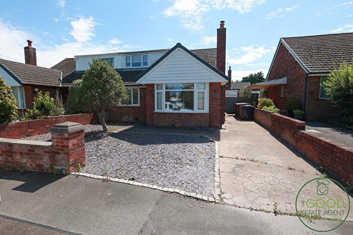 4 Bedroom Semi-Detached House For Sale In Moss House Road, Preston, PR4