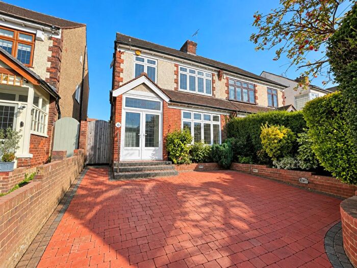 3 Bedroom Terraced House To Rent In Wrotham Road, Gravesend, DA11