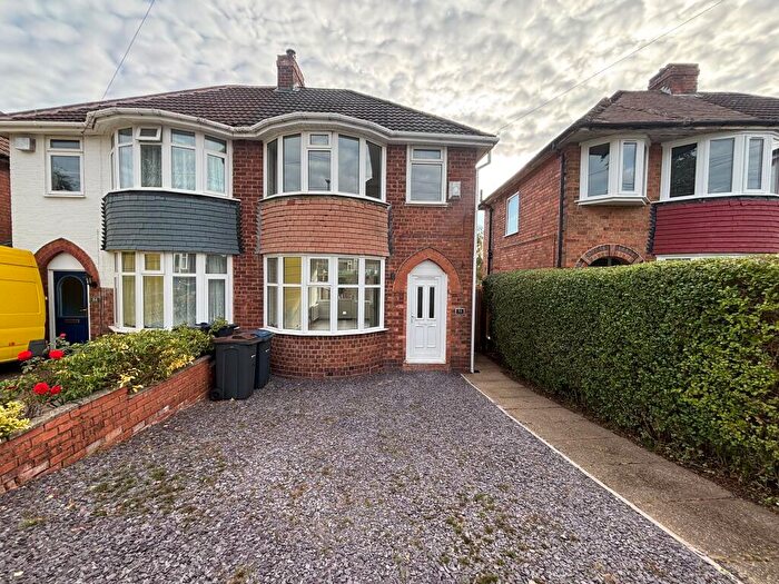 3 Bedroom House To Rent In Ryde Park Road, Rednal, Birmingham, B45