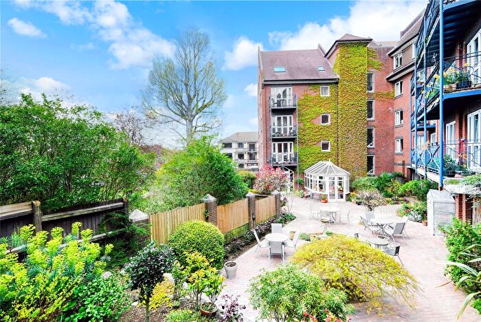 1 Bedroom Flat For Sale In The Vineries, Hove, BN3