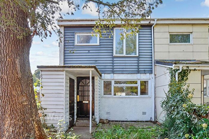 2 Bedroom End Of Terrace House For Sale In Bicknor Road, Park Wood, Maidstone, Kent, ME15
