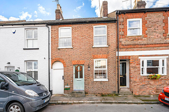 2 Bedroom Terraced House For Sale In George Street, Markyate, St. Albans, AL3