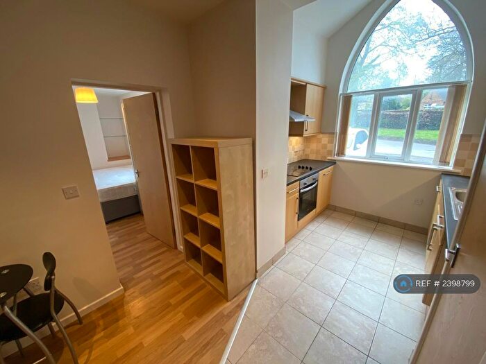 1 Bedroom Flat To Rent In Otley Road, Leeds, LS16