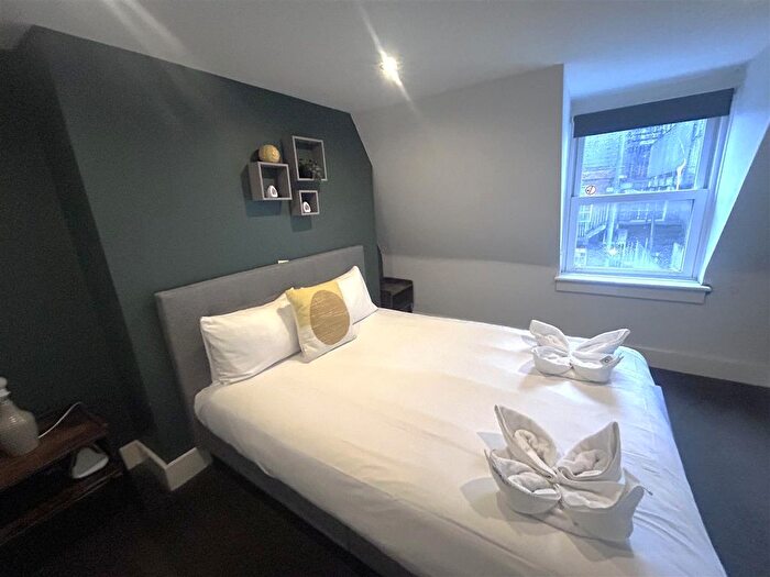 3 Bedroom Maisonette To Rent In Market Street, Brighton, BN1