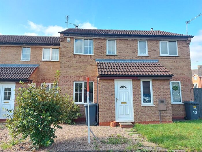 2 Bedroom Semi-Detached House To Rent In Barley Close, Burton-On-Trent, DE14
